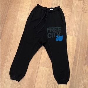 freecity lux Black Sweatpants